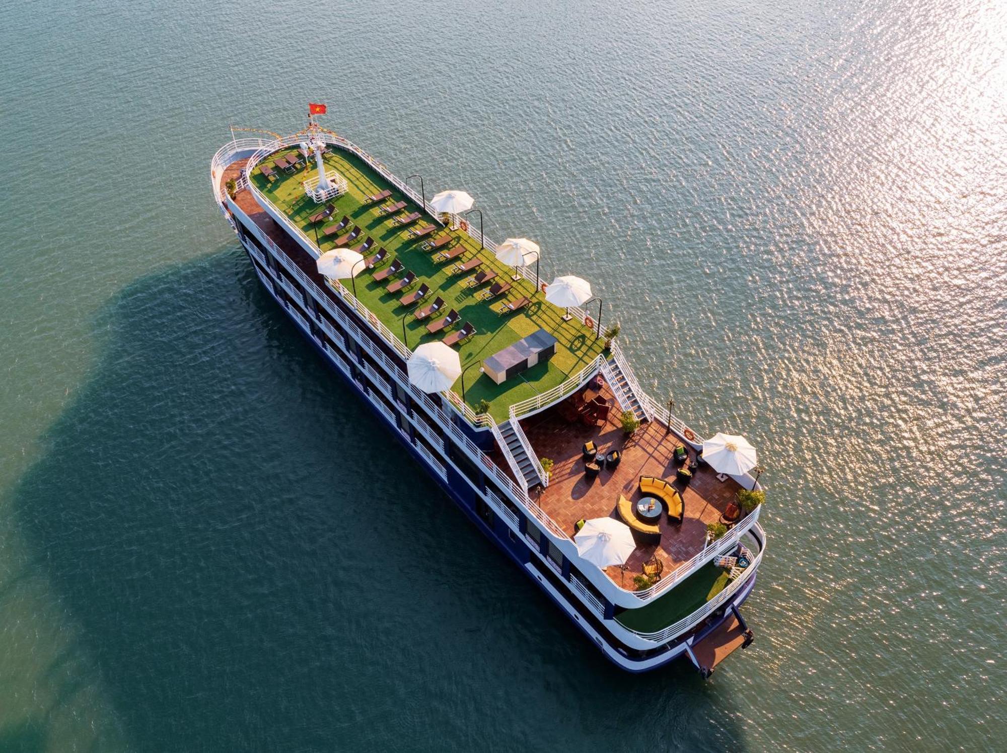 Hotel Halong Camellia Cruise Ha Long Esterno foto