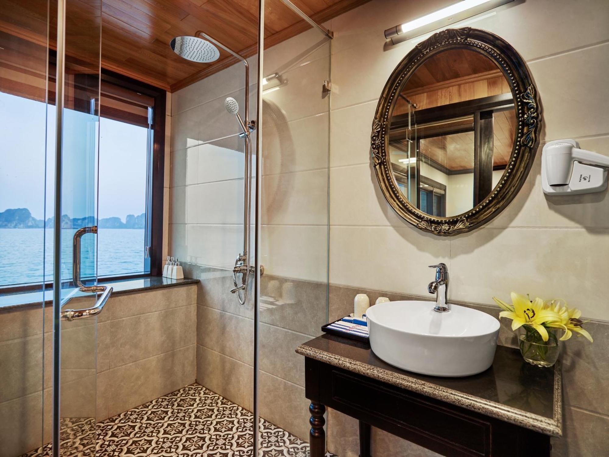 Hotel Halong Camellia Cruise Ha Long Esterno foto