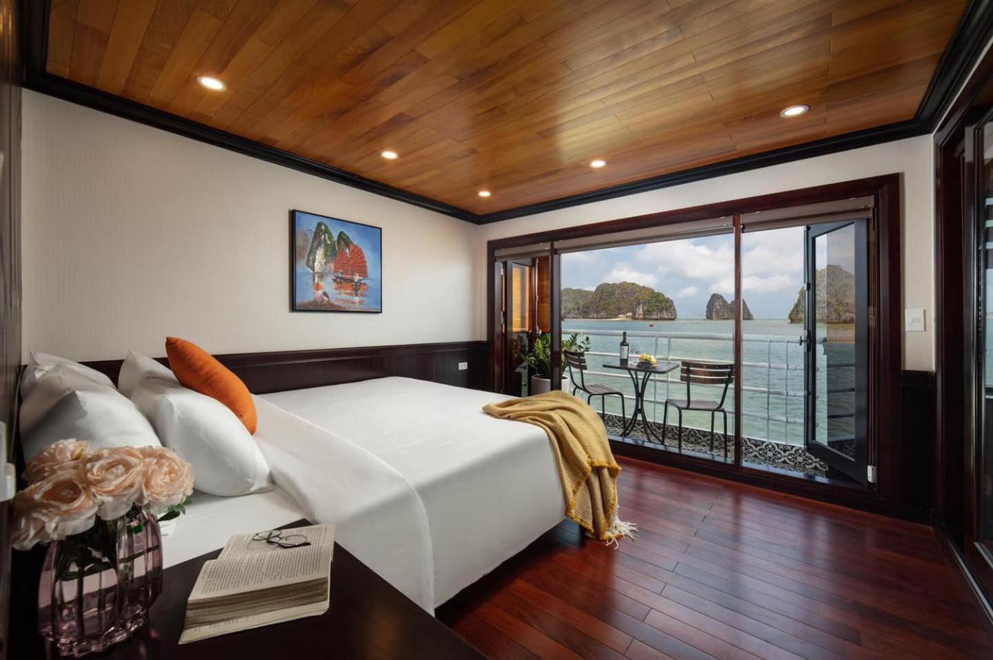 Hotel Halong Camellia Cruise Ha Long Esterno foto
